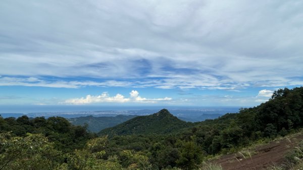 南庄大坪山山麓蓬萊大石壁無名山O型2610527