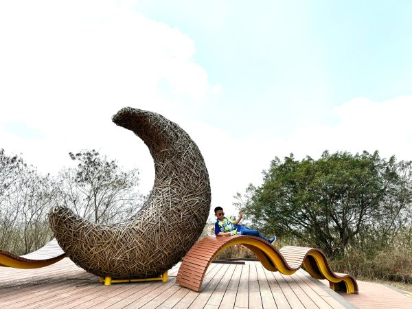 田寮月世界2403302468653