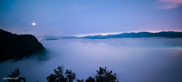 #翡翠水庫壩頂 #琉璃光雲海 #曙光雲海 10/12899023