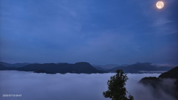 跟著雲海達人山友追雲趣 #月光雲海 #曙光雲海 #日出雲瀑 7/132834972