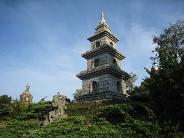 〔貢寮 〕靈鷲山無生道場  三貂角燈塔 ，南子吝步道，獅公髻尾山，台東三仙台，花蓮七星潭，清水斷崖2143350