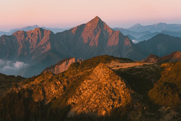 南湖群峰2159161