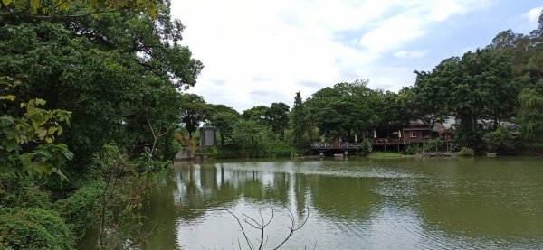 於十二寮登山步道飽覽湖光山色