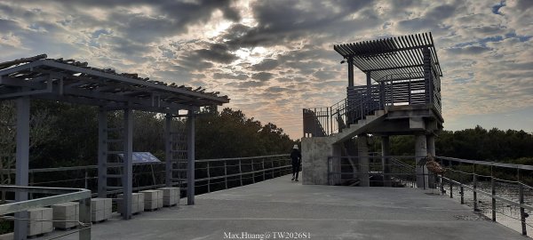 《彰化》海空夕照｜王功燈塔及芳苑海空步道健行賞冬候鳥202601102980261