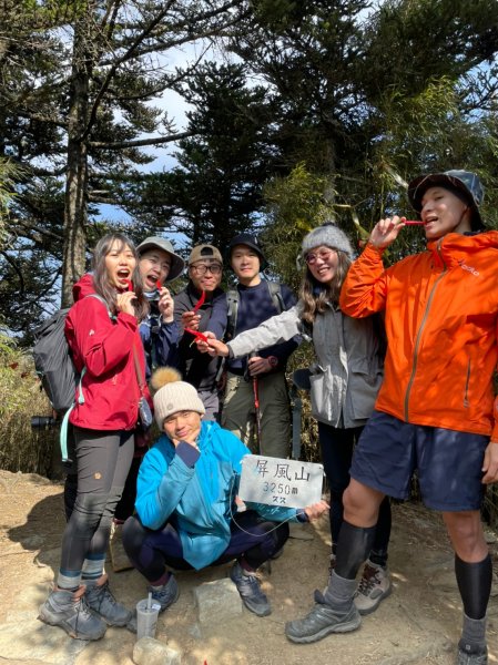 2021-03-28屏風山單攻，111.2K最新登山口去與回1337723