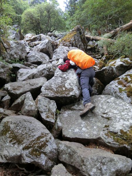 石瀑滾滾登玉山前峰~這輩子只會爬這一次182678