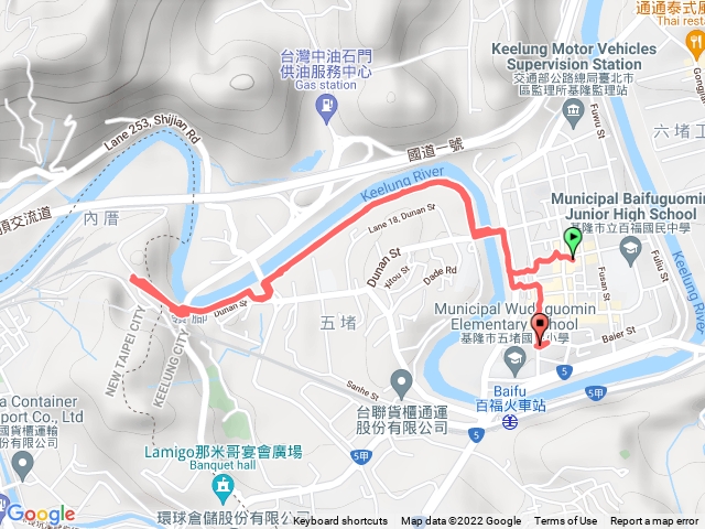 百嶺雨中散步