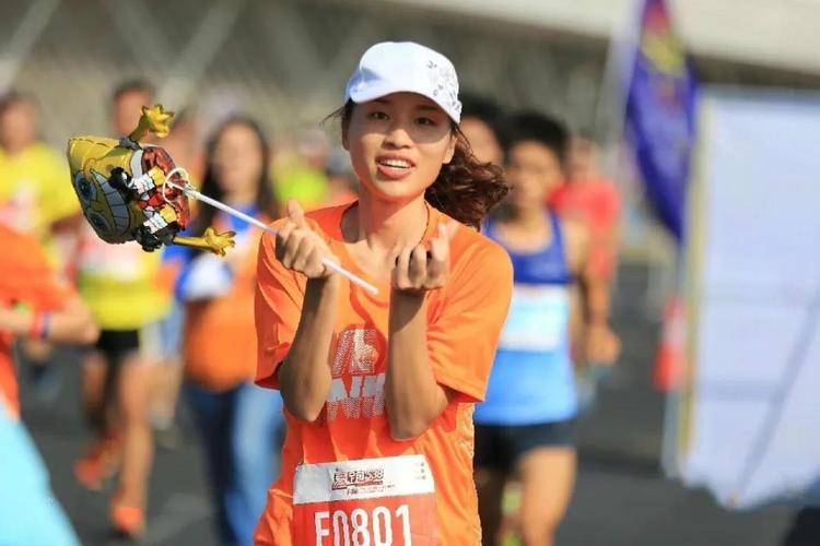 素人護理師轉職跑者 七年突破與爭議