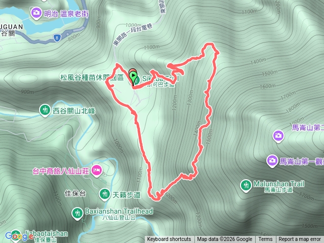 斯可巴步道撿松果O繞