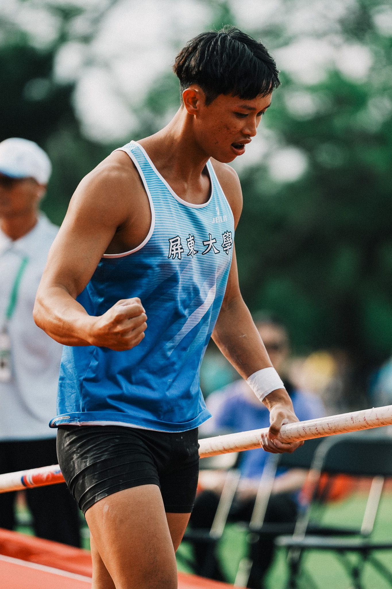 7b46fdca73235a3295271d2e292981451afa34a7f984eeabdbb0a7d494132ee5.jpg