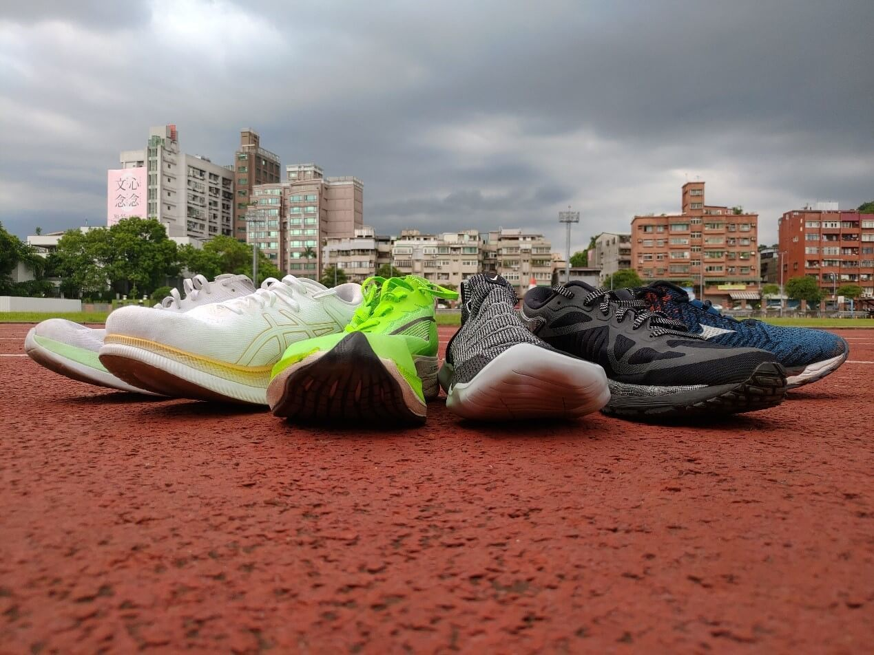 厚底跑鞋鞋頭上揚對前足順暢性的影響