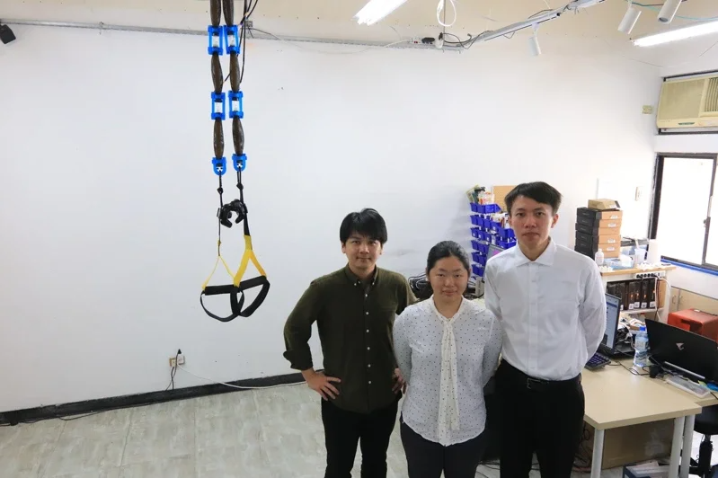 【新聞】交大資工團隊改造 TRX 訓練繩