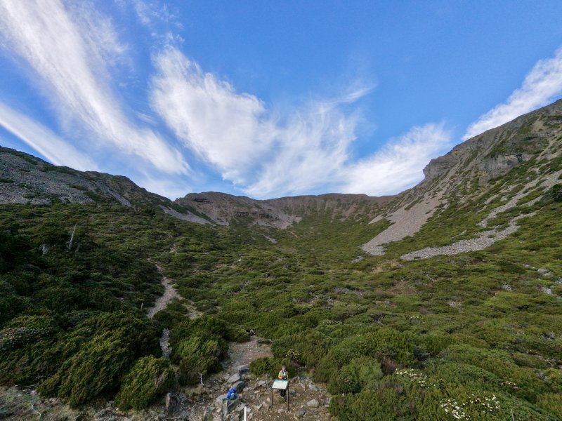 06f1f5c5f88a4916a23f22fc961f933c.jpg