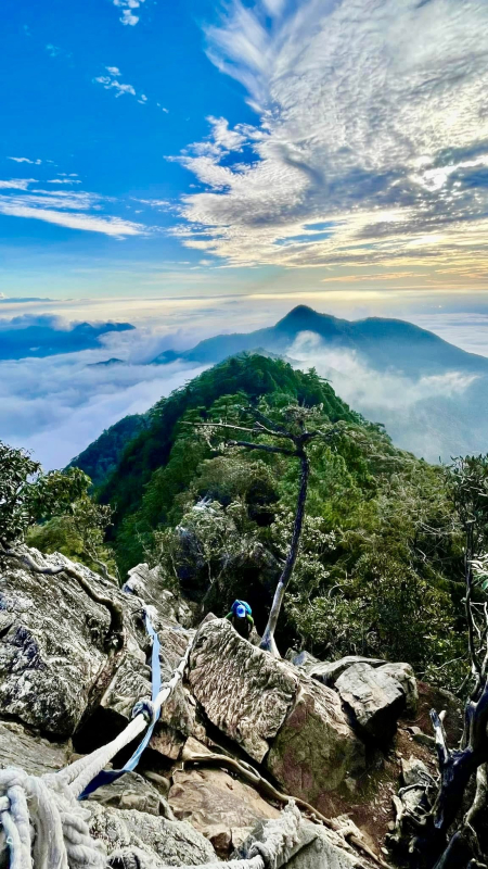 鳶嘴西陵上鳶嘴山 三崠山連走（肥崠山、醜崠山、大崠山）