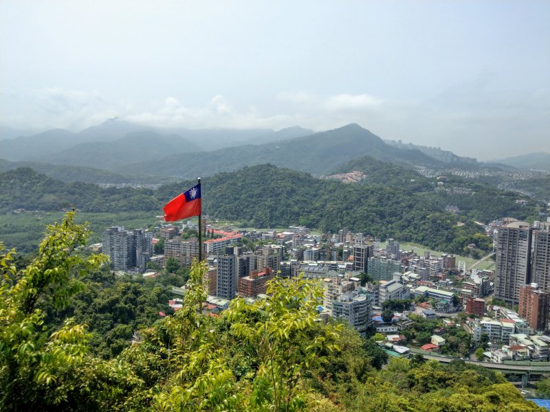 新店小獅山訪11座涼亭縱走待老坑山尋山頭