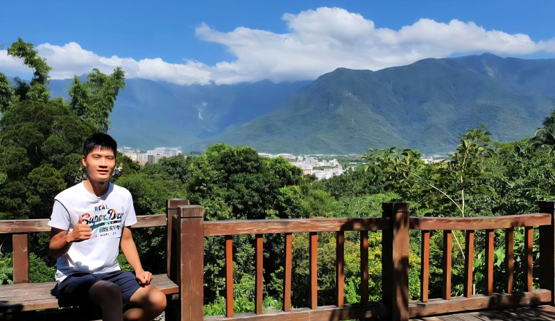 花蓮撒固兒步道,撒固兒瀑布,美崙山步道,清水斷崖,奇萊鼻燈塔,七星潭,四八高地,長春祠步道,布洛灣吊橋(山月吊橋),伊達斯步道,環流丘步道,台東森林公園,活水湖,鯉魚山步道,三仙台,知本森林遊樂區