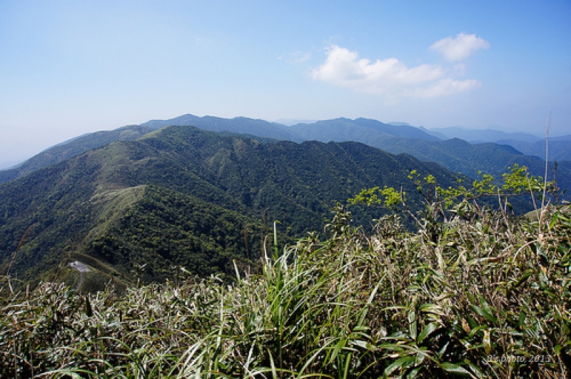 三角崙山東南峰南方展望