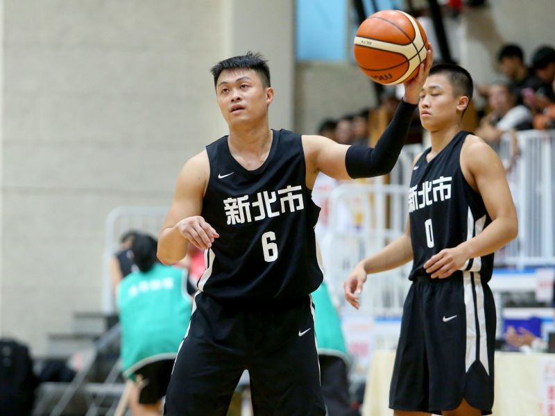 效力寶島夢想家的李學林代表新北市出賽。 記者余承翰/攝影 效力寶島夢想家的李學林代表新北市出賽。 記者余承翰/攝影