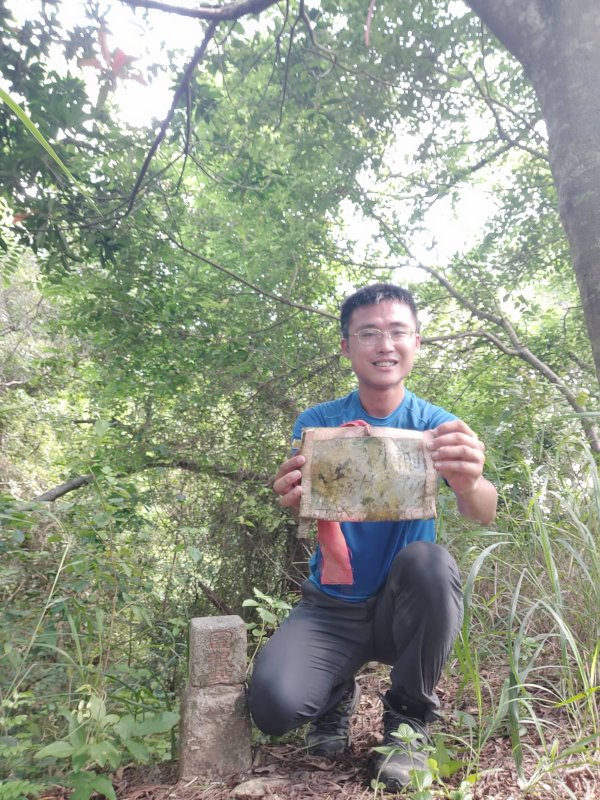 666df51319715fdd63c8eca8a3b415f9.jpg