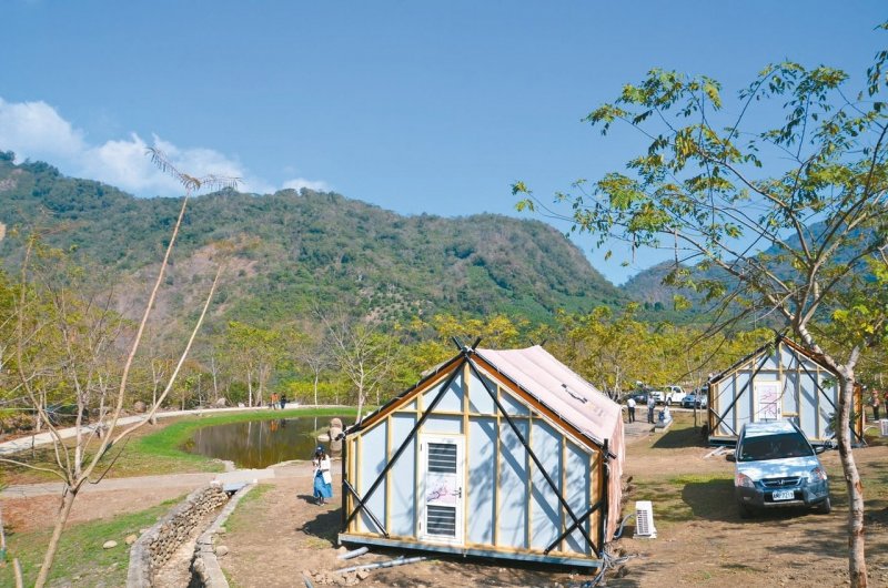 新聞 寶來花賞溫泉公園有spa還能露營 健行筆記