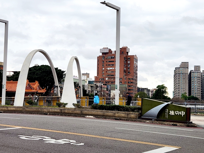 7d3782fd90a845420317e06fdc1a0ec5.jpg