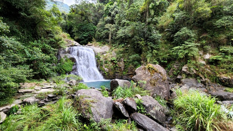 烏來徒步之旅,內洞森林遊樂區,內洞林道,信賢步道,昇龍瀑布,烏來瀑布,內洞瀑布,烏紗溪瀑布