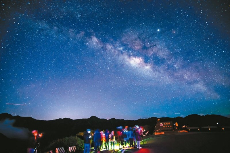 新聞】爭取昆陽管制站共管合歡山沿線打造國際級觀星點- 健行筆記