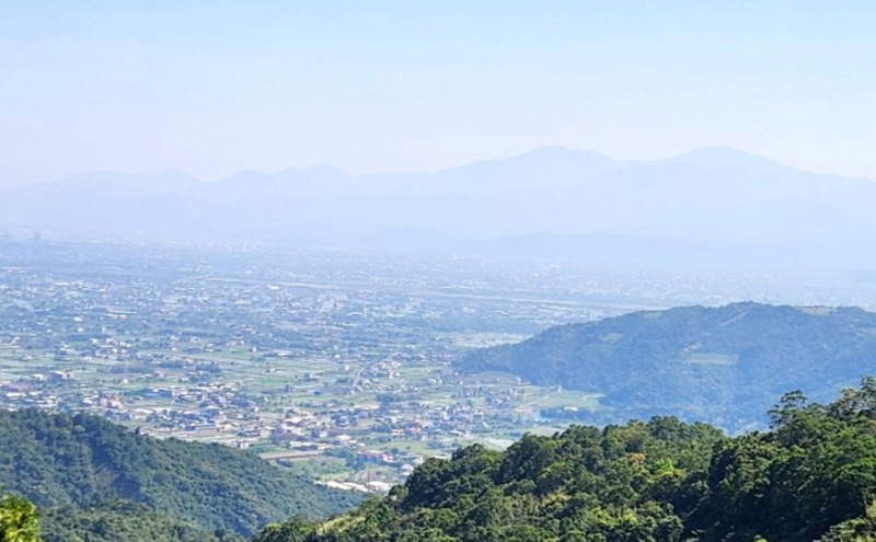 宜蘭燈篙林道，雙月湖，肖楠步道，稼穡林蔭步道