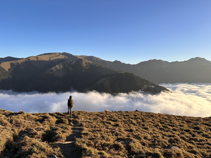 披荊斬棘上雲端-玉德山登雲峰順遊嘉明湖