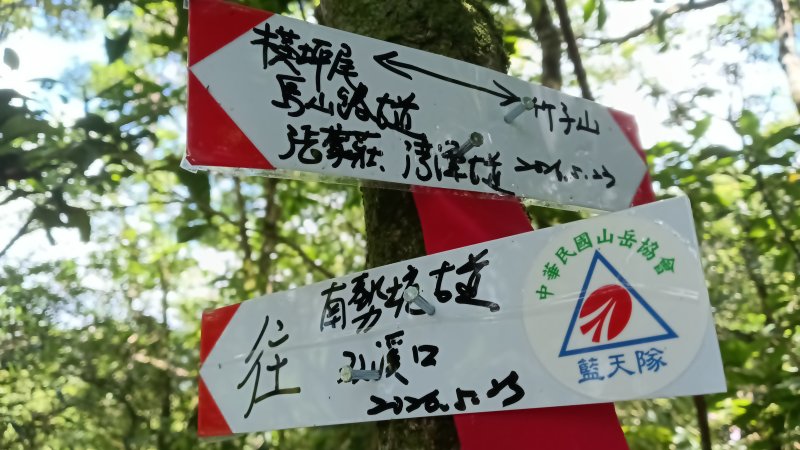 fe8a4d1be46760d0e942684740d0ce98.jpg
