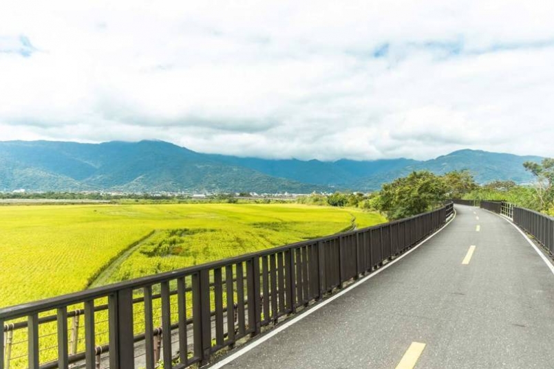玉富自行車道。羅正傑攝影 玉富自行車道。羅正傑攝影