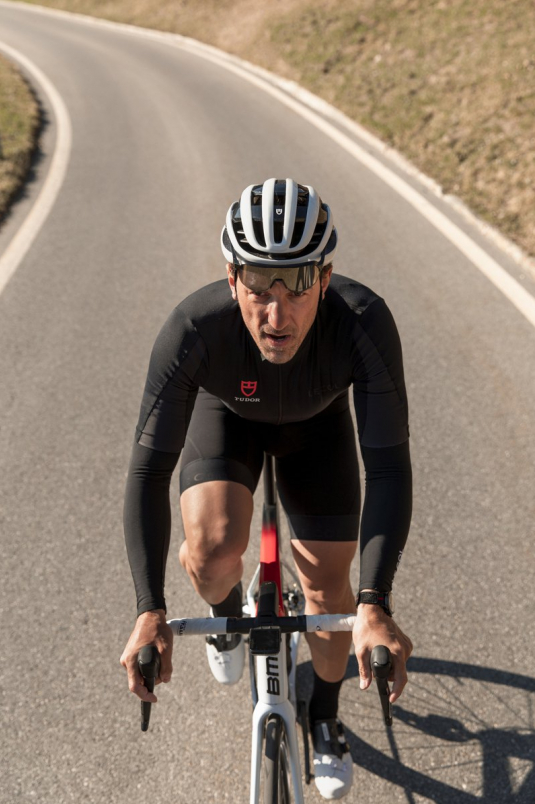 出生於瑞士的職業車手Fabian Cancellar曾兩度獲得奧運金牌，以及七次在自行車古典賽（Monument Classic）中摘冠。圖 / TUDOR提供