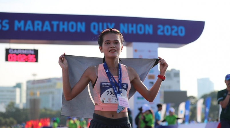 Hồng Lệ về nhất chặng FM tại VnExpress Marathon Quy Nhơn 2020. Cô sinh ra ở Bình Định.