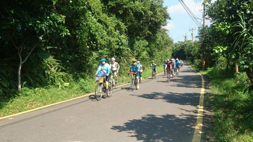 【新聞】一探童謠丟丟銅的「磅空」 台日自行車友慢遊極東點