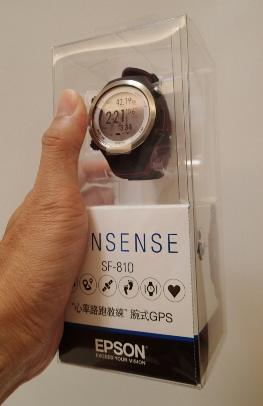 Epson Runsense 心率感測+GPS 開箱文 - Roland