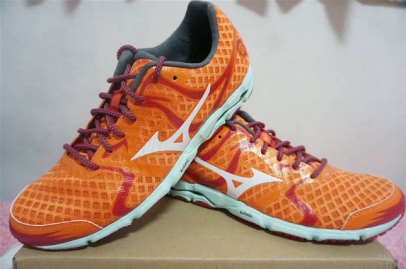 mizuno wave hitogami 2013