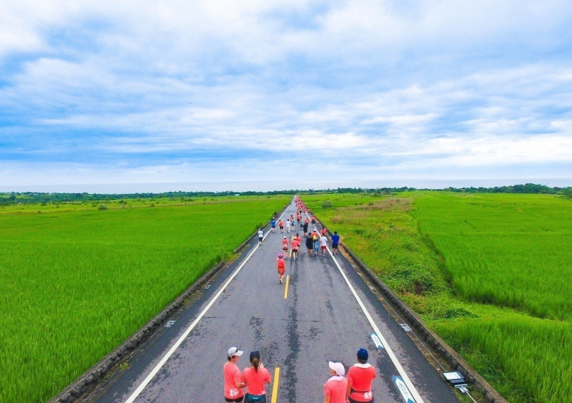 【賽事】長濱雙浪金剛馬拉松 近 2 千名跑者奔馳在稻浪間