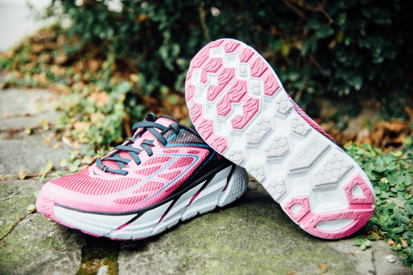 hoka one one clifton 3
