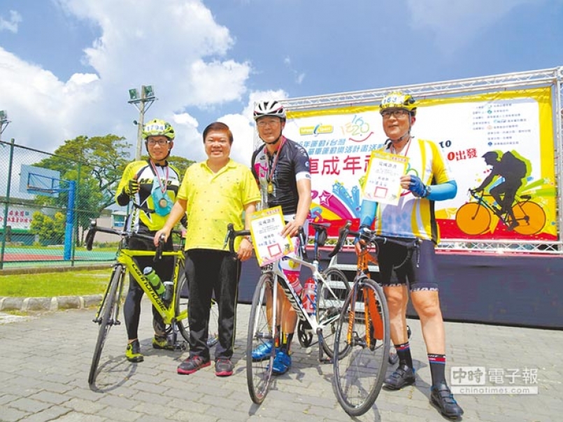 【新聞】單車成年禮 青年熱騎
