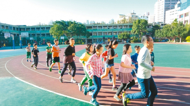 【新聞】10分鐘運動會 三興國小跑跑跑