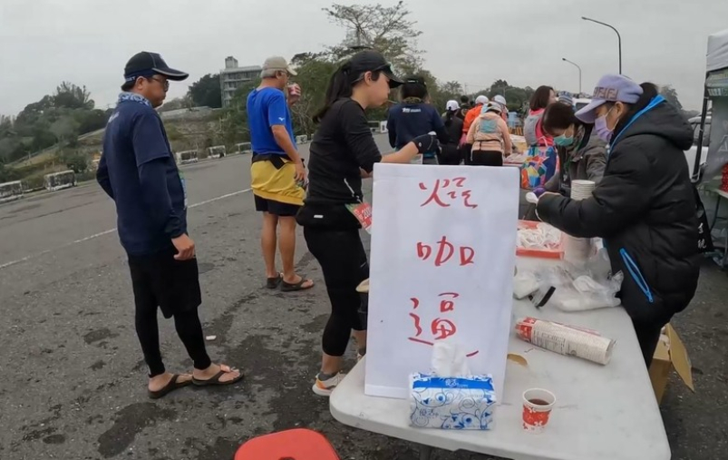 嘉義雙潭馬拉松，現煮思慕魚湯暖心暖胃