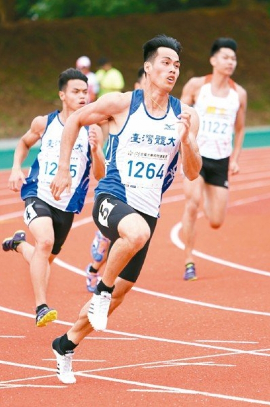 【新聞】全大運閉幕／楊俊瀚 200 公尺 4 連霸