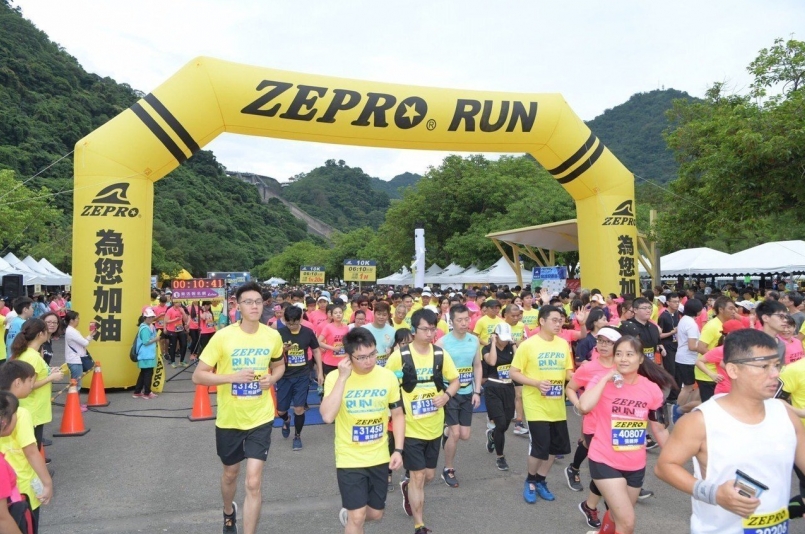 【賽事】桃園ZEPRO RUN路跑 近7000人享受石門水庫美景