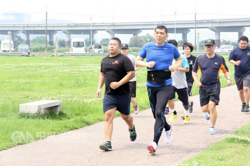 【新聞】新北消防愛路跑 體能測驗輕鬆過關