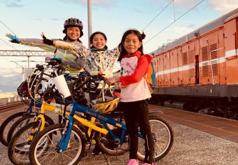 吳惠君帶6歲女兒連續4年單車環島，最後成了全家旅程，親子感情更緊密。圖片由吳惠君授權「有肌勵」刊登