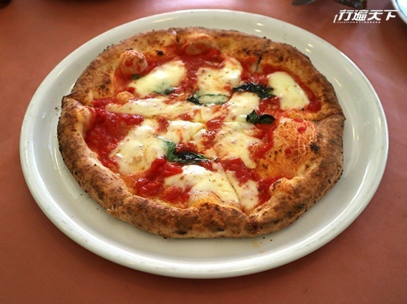 正統拿坡里披薩認證店「PIZZAERIALucci」的手工現作窯烤PIZZA。 ...