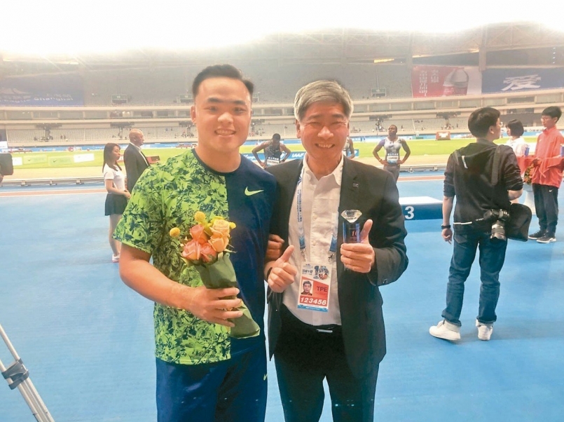 【新聞】上海田徑鑽石聯賽／標槍 87 公尺 12 摘銀 鄭兆村擲進東奧