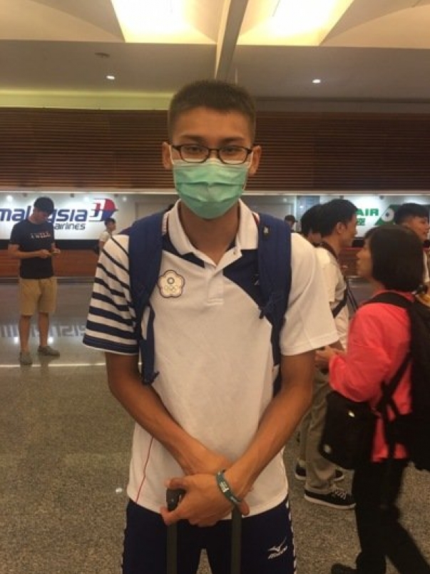 【奧運】沒創佳績不回國 向俊賢行前卻感冒
