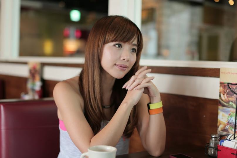 [女生爱跑步] 马甲线女神张婷媗 教你增添自信美魔力!