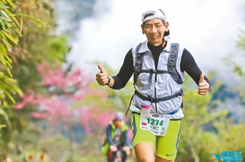 【人物】無舌鐵人 超馬跑出抗癌人生